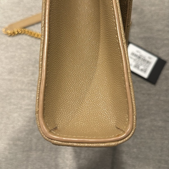 Saint Laurent ENVELOPE MEDIUM IN QUILTED GRAIN DE POUDRE EMBOSSED LEATHER - Picture 8 of 14